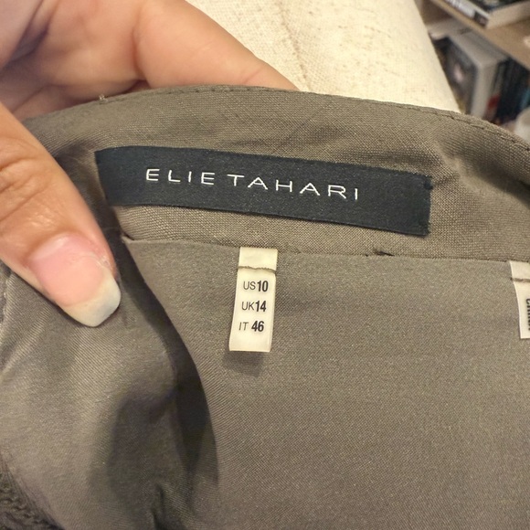Elie Tahari Mini Cargo Skirt Size 10 - Picture 3 of 3